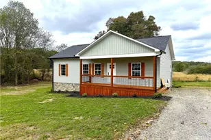 274 Viewmont Ln, Ronda, NC 28670 - Photo 4