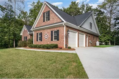 125 Drayton Court, Mocksville, NC 27028 - Photo 2