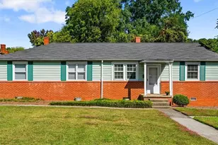 414 Overlook St, Greensboro, NC 27403 - Photo 16