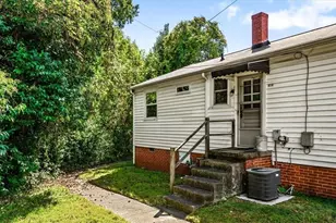 414 Overlook St, Greensboro, NC 27403 - Photo 14