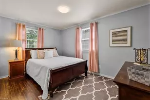 414 Overlook St, Greensboro, NC 27403 - Photo 8