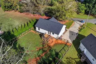 218 Taylor St, Yadkinville, NC 27055 - Photo 48