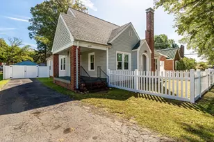 1427 Fayetteville St, Asheboro, NC 27205 - Photo 2