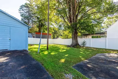 1427 Fayetteville Street, Asheboro, NC 27205 - Photo 30