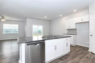 286 Royce Dr, Winston-Salem, NC 27107 - Photo 14