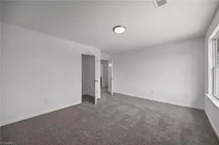 6816 Steeplegate Dr, Burlington, NC 27215 - Photo 16