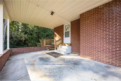 615 Paris Street, Graham, NC 27253 - Photo 4