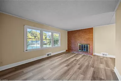 615 Paris Street, Graham, NC 27253 - Photo 6