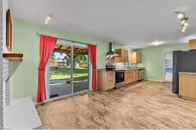 1905 Cardinal Crest Road SE, Greensboro, NC 27406 - Photo 10