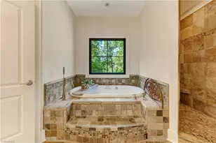 200 W Harris Pl, Eden, NC 27288 - Photo 20