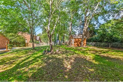 6008 Forest Trails Drive, Winston-Salem, NC 27107 - Photo 44