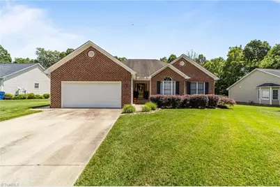 2392 Willowview Drive, Graham, NC 27253 - Photo 2