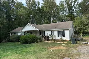 6453 Wandering Ln, Pfafftown, NC 27040 - Photo 1