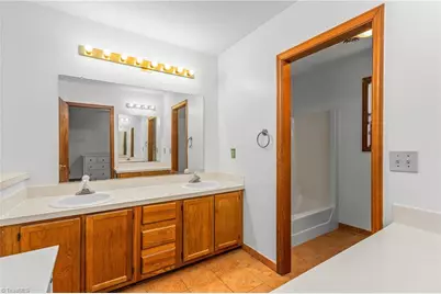 2002 Aspen Way, Winston-Salem, NC 27106 - Photo 22