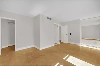 1101 N Elm Street #802, Greensboro, NC 27401 - Photo 10