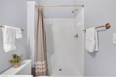 100 Sunset Circle #304, Greensboro, NC 27408 - Photo 20