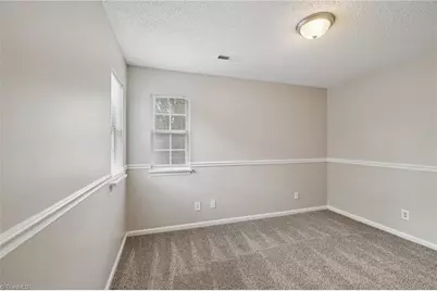 3221 Pipers Way, High Point, NC 27265 - Photo 18