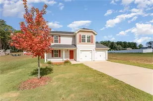172 Tuscola Dr, Lexington, NC 27292 - Photo 2