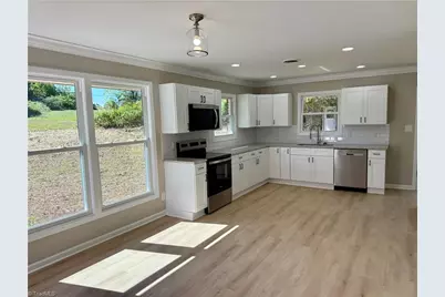 216 Belvue Drive, Mount Airy, NC 27030 - Photo 6