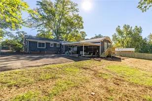 627 Highland Dr, Eden, NC 27288 - Photo 32