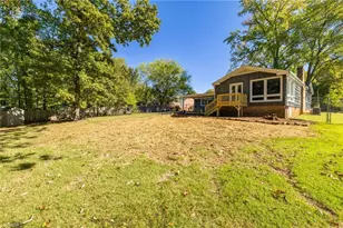 627 Highland Dr, Eden, NC 27288 - Photo 34