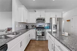 1086 Salters St, Burlington, NC 27215 - Photo 4