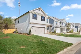 2962 Flat Rock Dr, Winston-Salem, NC 27127 - Photo 2