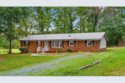 5979 US Highway 220, Asheboro, NC 27205 - Photo 2