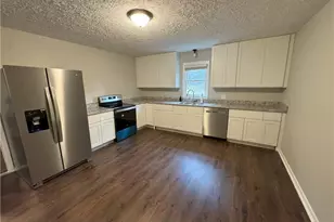 133 Salem Dr, Mount Airy, NC 27030 - Photo 6