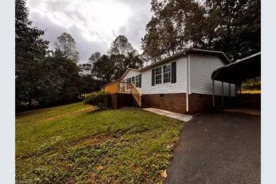 181 Fox Walk Lane, Pilot Mountain, NC 27041 - Photo 2