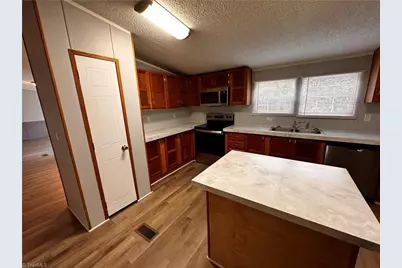 181 Fox Walk Lane, Pilot Mountain, NC 27041 - Photo 14