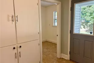 3306 Lawndale Dr, Greensboro, NC 27408 - Photo 12