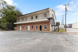 1903 Margaret St, Winston-Salem, NC 27103 - Photo 2