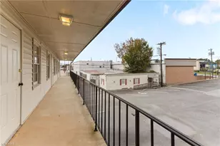 1903 Margaret St, Winston-Salem, NC 27103 - Photo 4