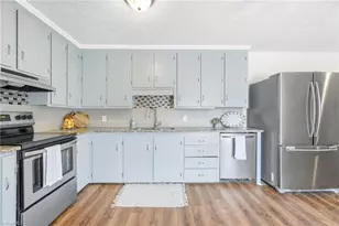 306 Lenalan Dr, Lexington, NC 27295 - Photo 14