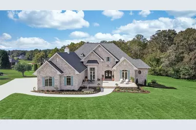 202 Canterbury Drive, North Wilkesboro, NC 28659 - Photo 1