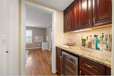 2520 Robinhood Road, Winston-Salem, NC 27106 - Photo 16