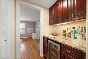 2520 Robinhood Rd, Winston-Salem, NC 27106 - Photo 16