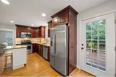 2520 Robinhood Road, Winston-Salem, NC 27106 - Photo 14