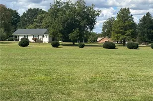 8410 Linville Rd, Oak Ridge, NC 27310 - Photo 42