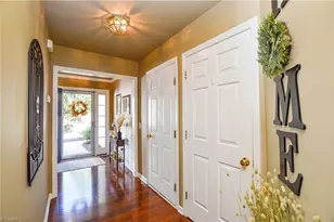 3339 Cherrybrook Dr, Jamestown, NC 27282 - Photo 4