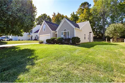 3339 Cherrybrook Drive, Jamestown, NC 27282 - Photo 2