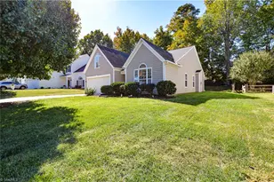 3339 Cherrybrook Dr, Jamestown, NC 27282 - Photo 2