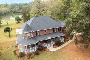 410 Niblick Dr, Summerfield, NC 27358 - Photo 2