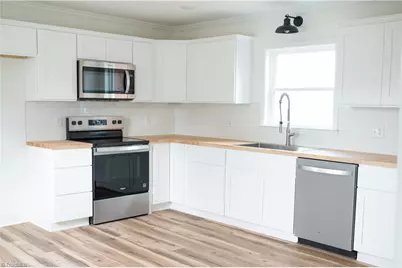 301 E Dalton Road, King, NC 27021 - Photo 4