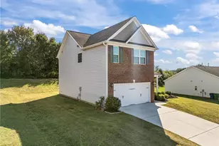 514 Alamanni Ct, Graham, NC 27253 - Photo 2