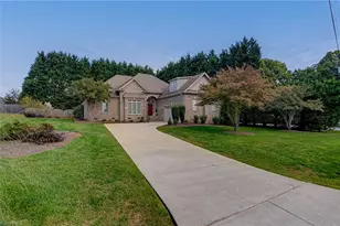5099 Oak Garden Dr, Kernersville, NC 27284 - Photo 2