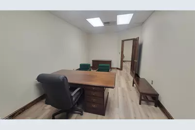 603B Eastchester Drive, High Point, NC 27262 - Photo 8