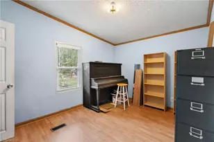 5519 Bridgeway Dr, Greensboro, NC 27406 - Photo 24