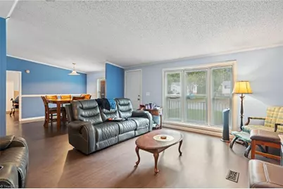 5519 Bridgeway Drive, Greensboro, NC 27406 - Photo 6